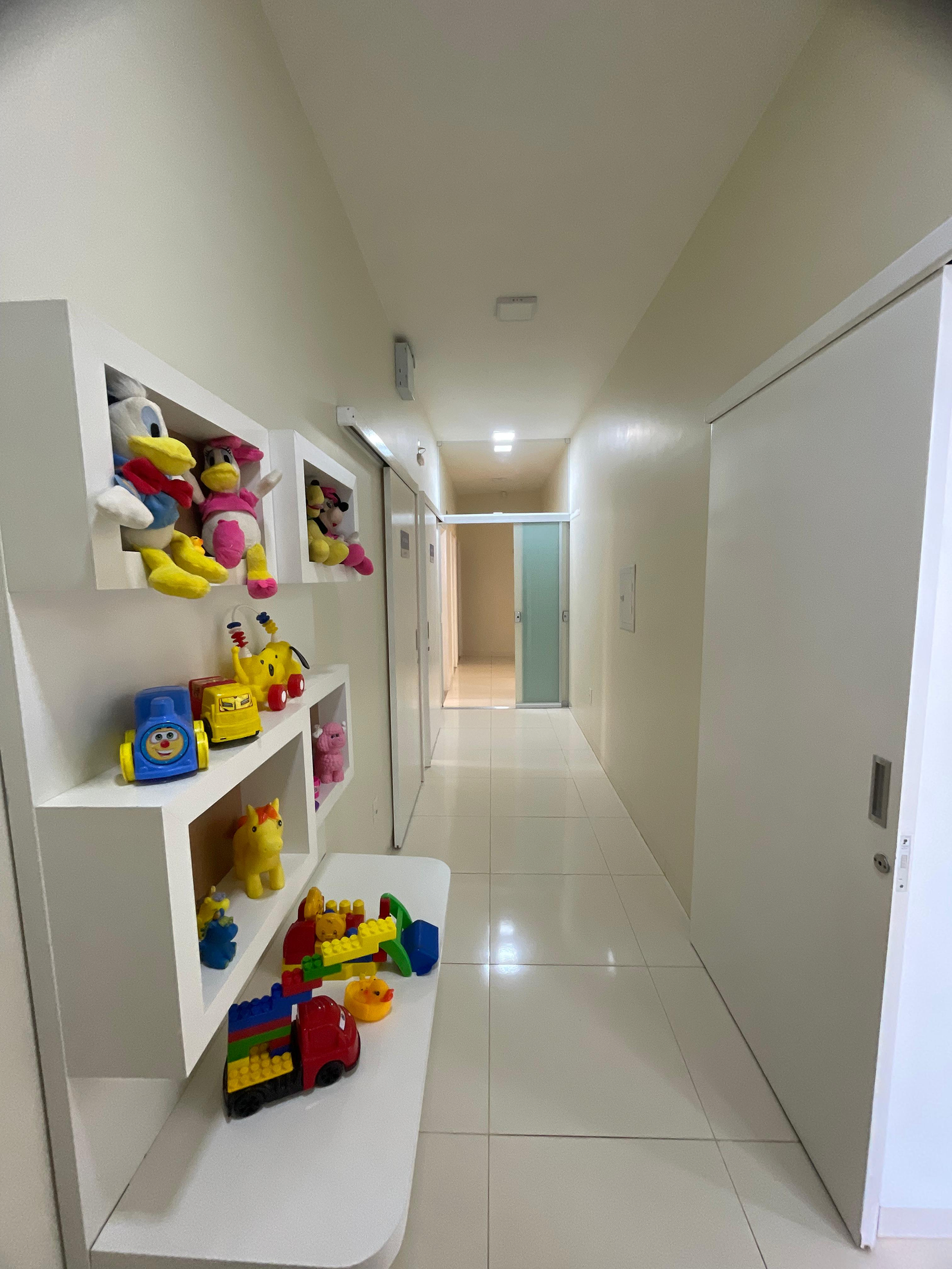 Espaço infantil com brinquedos